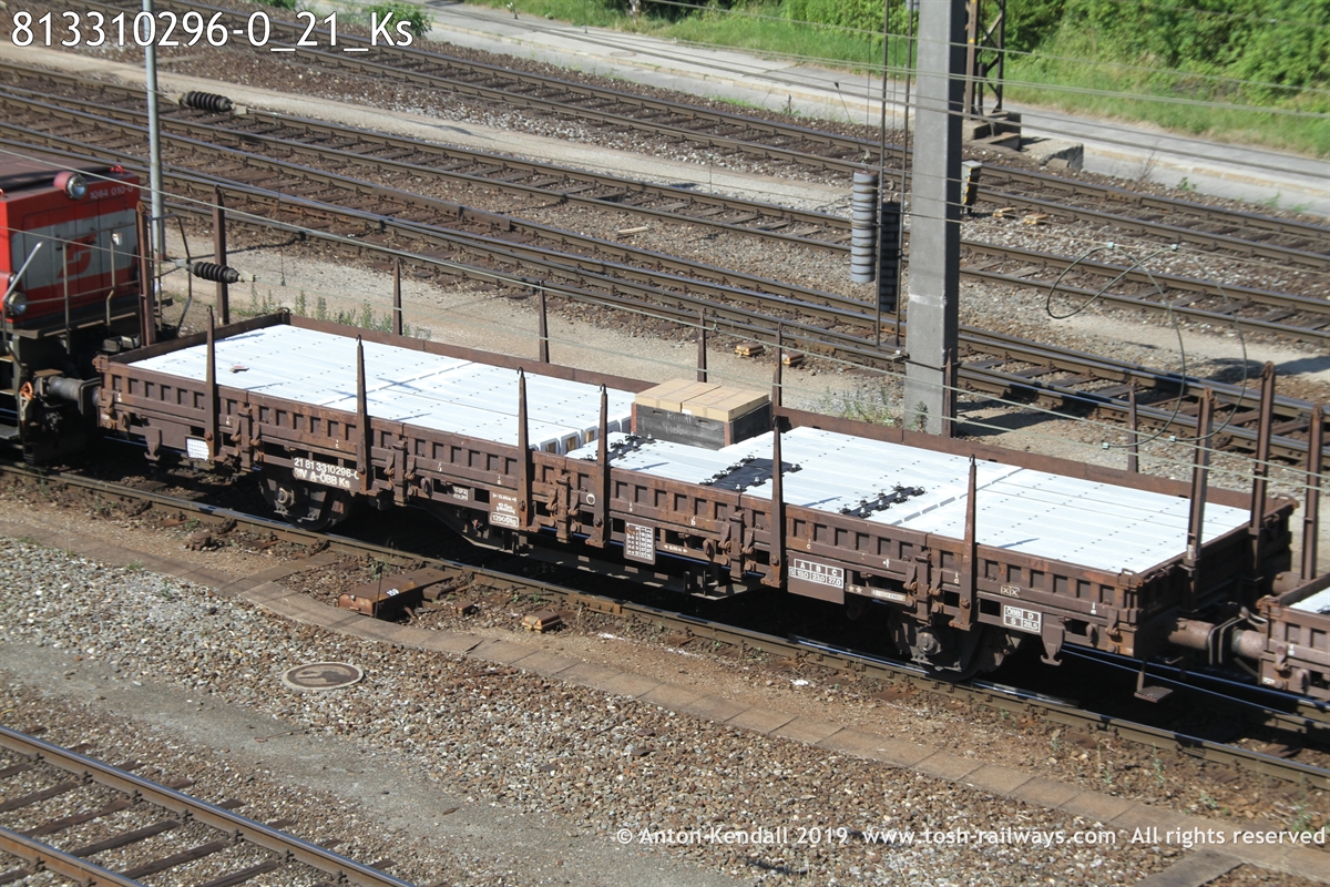813310296-0_21_Ks.JPG